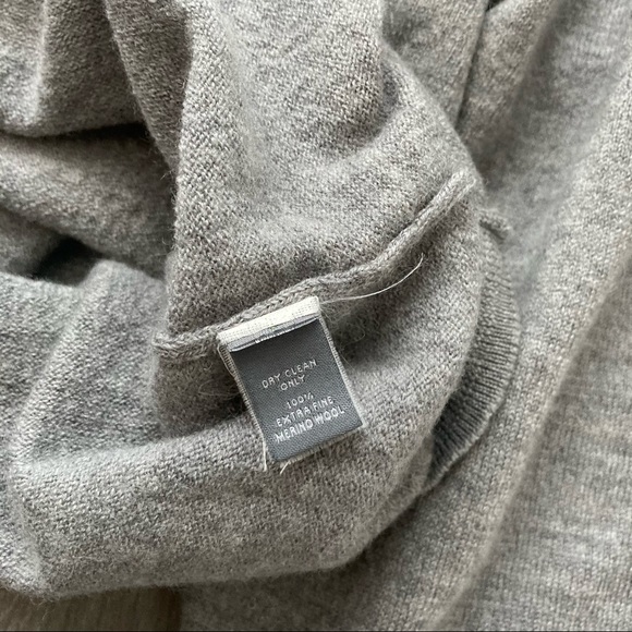 Bonobos Merino Wool Grey Sweater, fits like medium - Picture 6 of 6